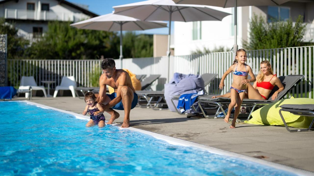 Ferienpark Scheiber ウンテーブルク・アム・クロッパイナー・ゼー エクステリア 写真